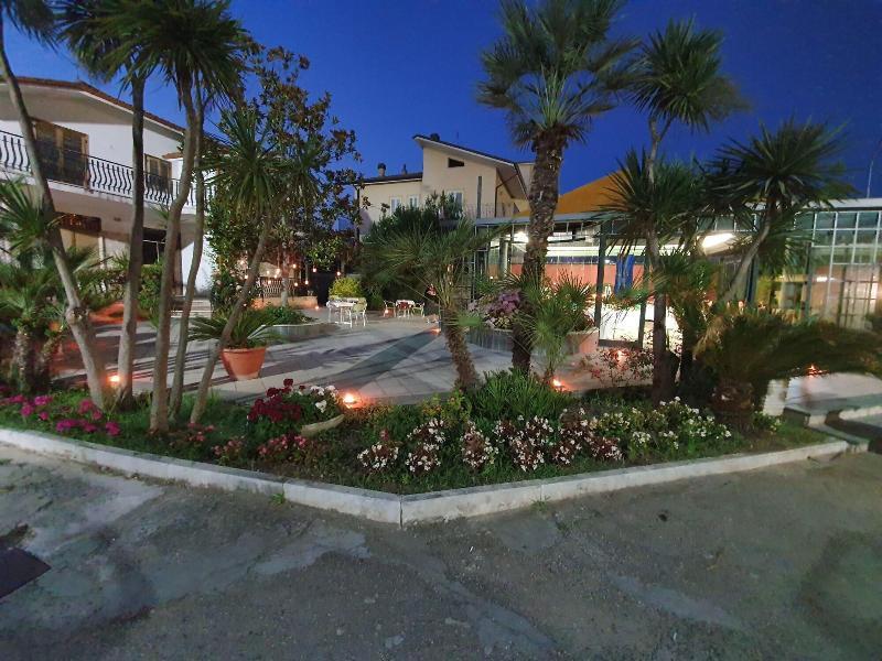 Hotel Ristorante La Campagnola كاسينو المظهر الخارجي الصورة